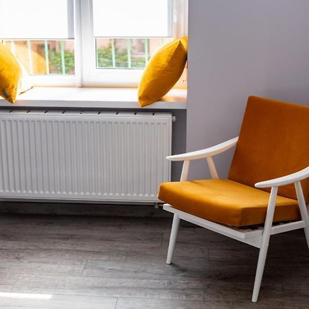 Stylish Apartment In The Center Lviv Buitenkant foto